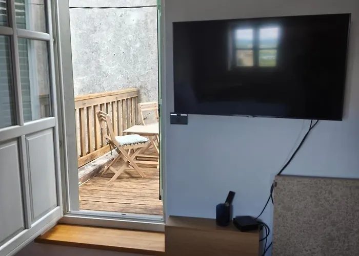 Smartnook And 斯马尔诺